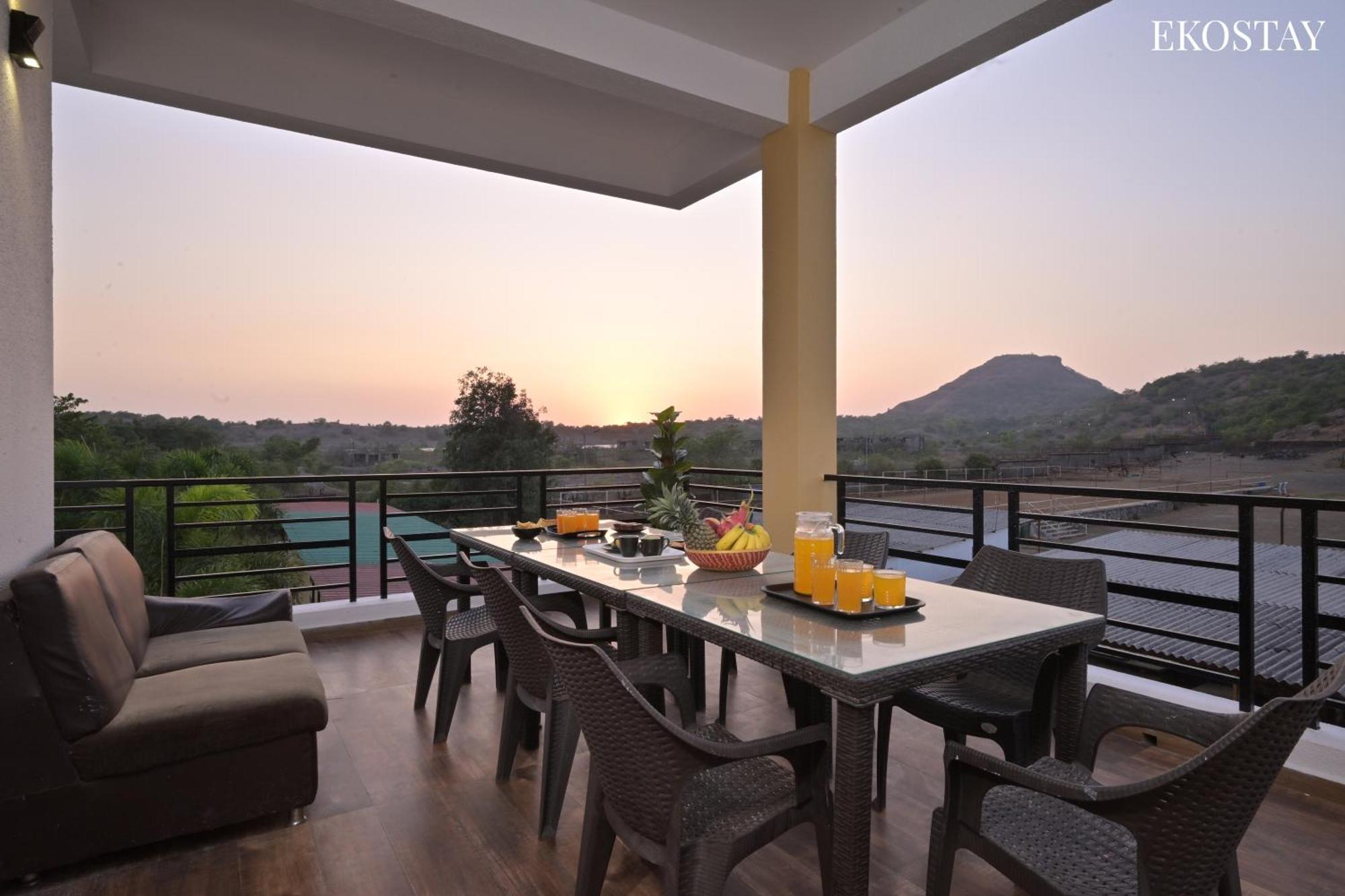 Eko Stay - Octagon Farms Villa Lonavala Exterior foto